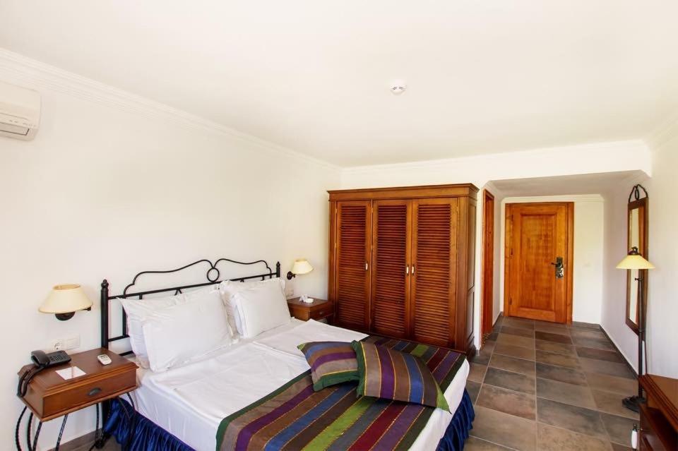 Maris Butik Hotel Turunc Exterior photo